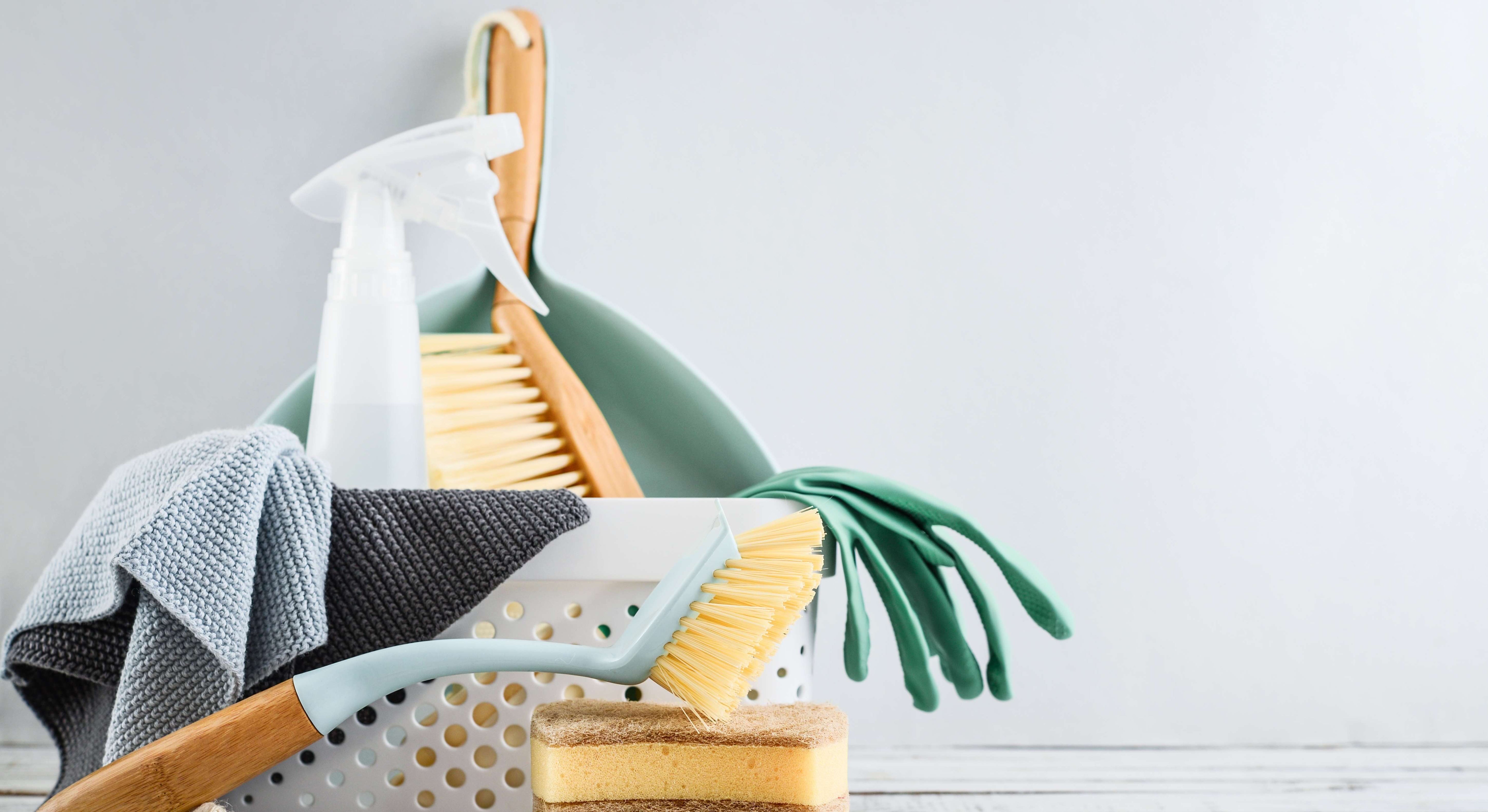 7 Household Cleaning Hacks That Actually Work (And 3 That Don't)