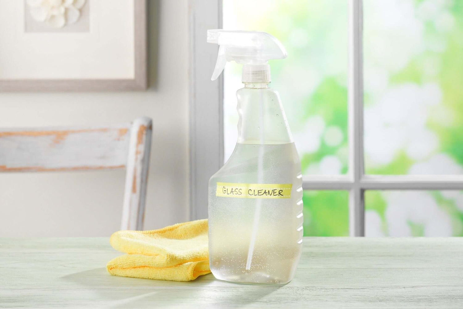 How to Make the Best Homemade Window Cleaner